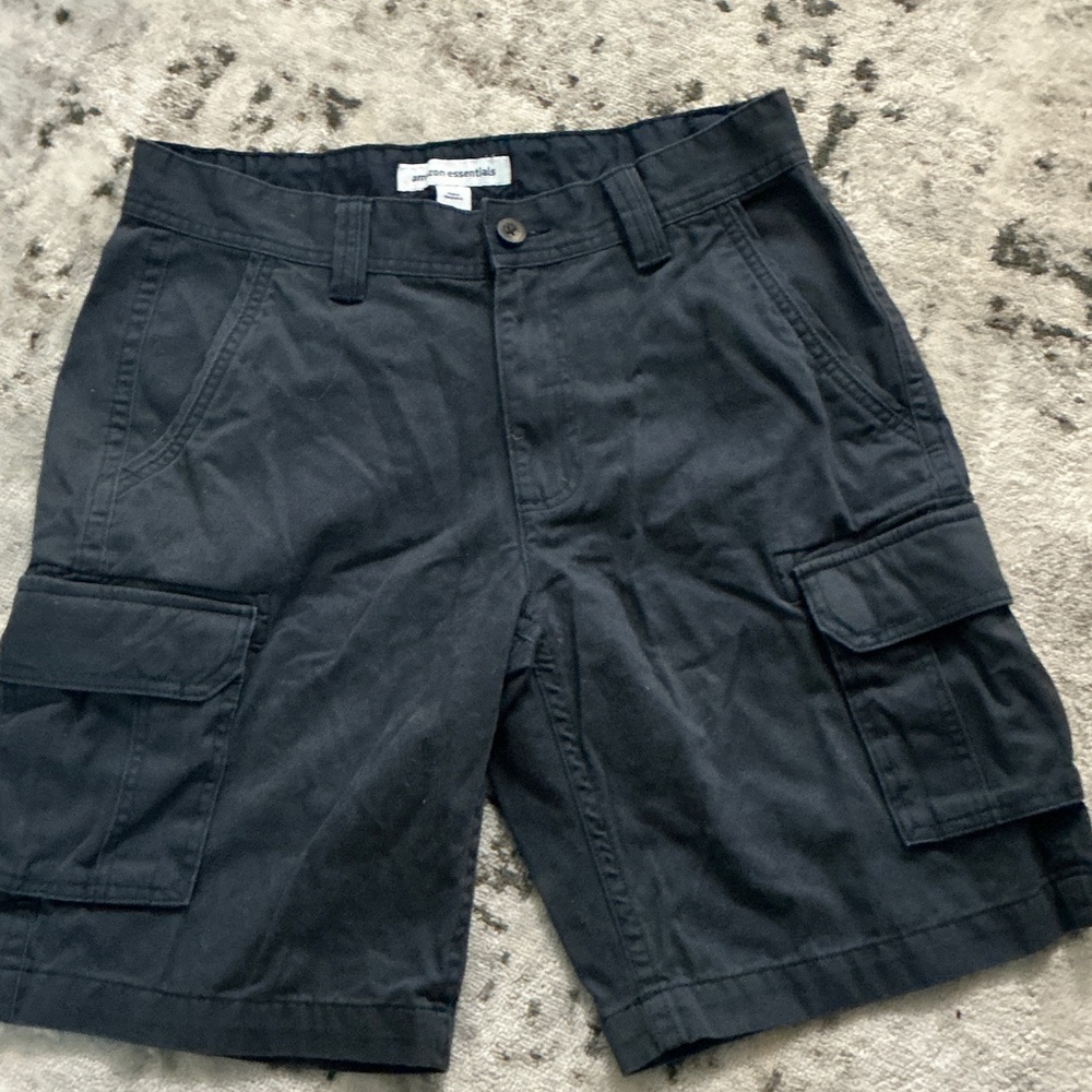 Amazon Essentials Black Cargo Shorts Size 31 Wide